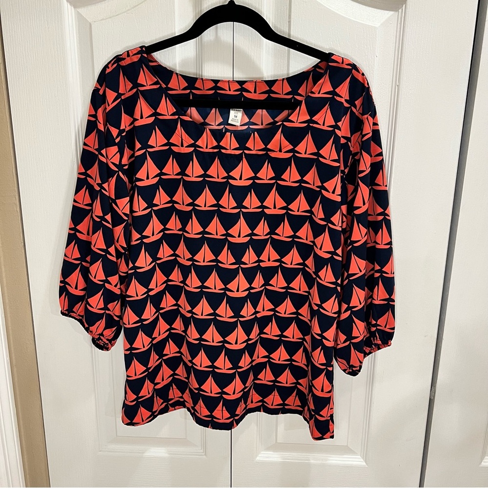 Old Navy Navy and Coral Sailboat Patterned Blouse M